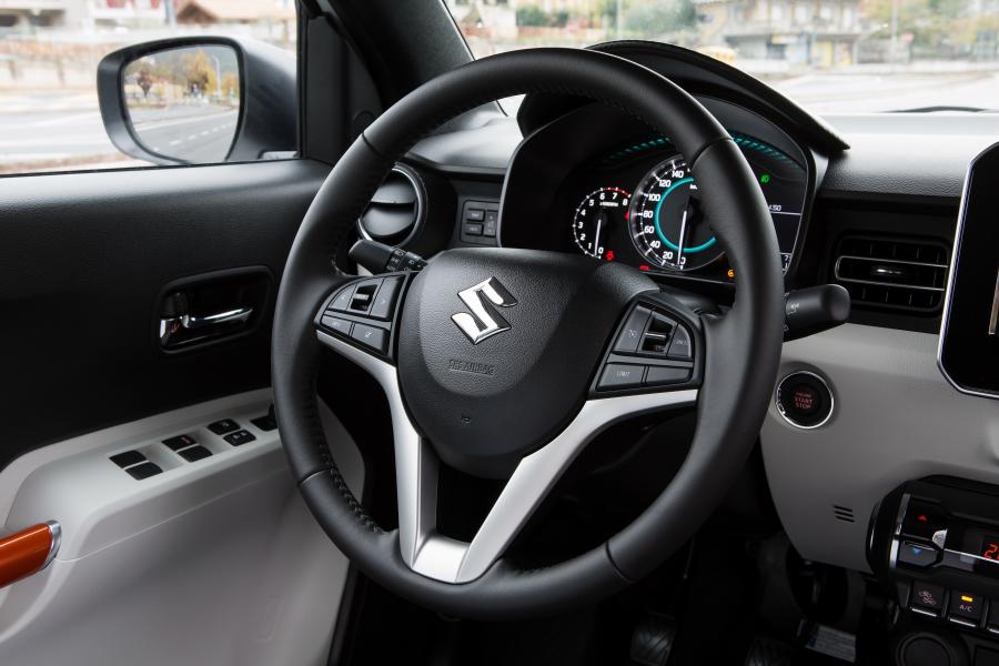 Панель приборов Suzuki Ignis 2016 года  (WW) (фото 17 из 40)